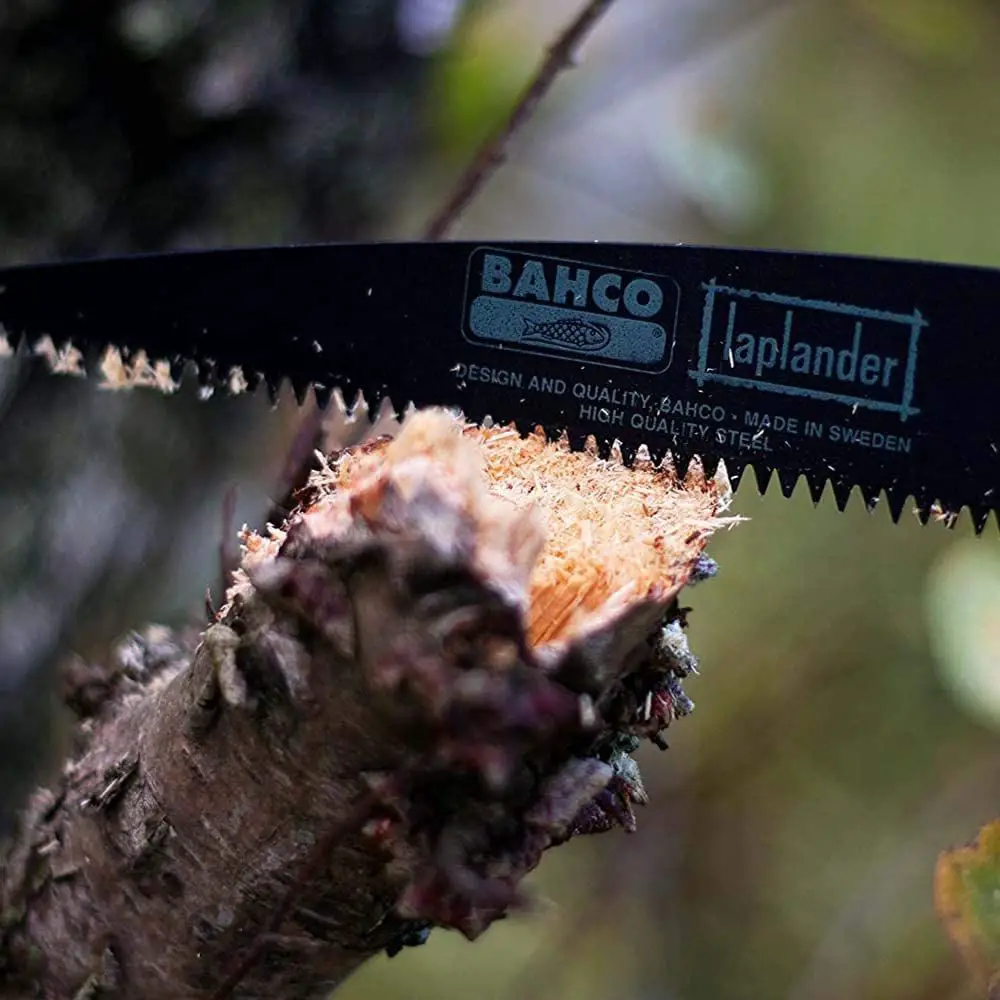 You can cut any pece of log effortlessly with Bahco Laplander Folding Saw
